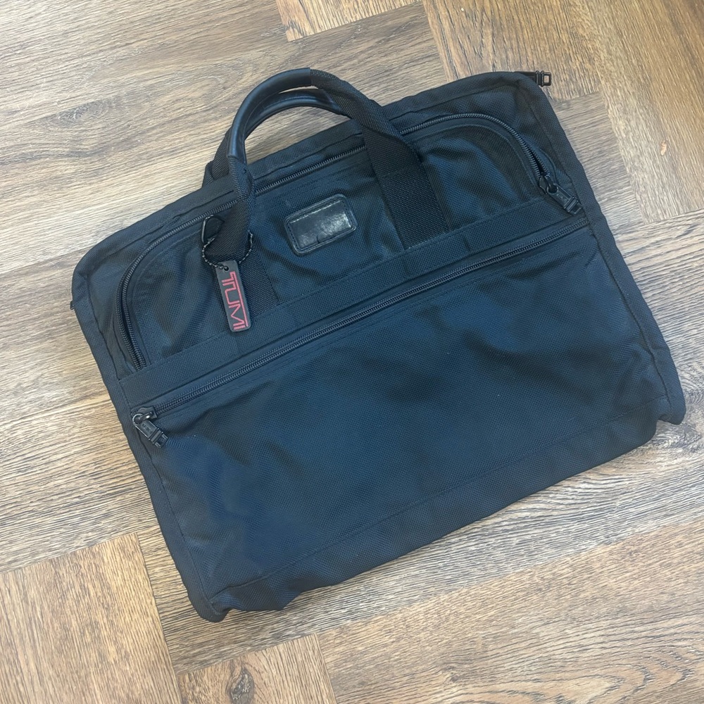 Vintage TUMI Classic Black Men's laptop briefcase